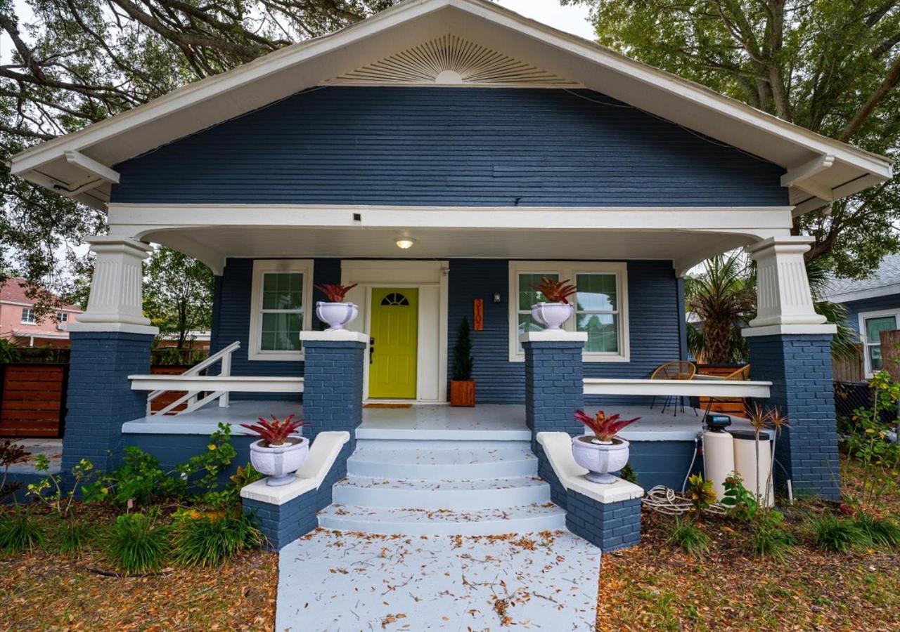 The Green Door In Ybor Tampa Exterior photo